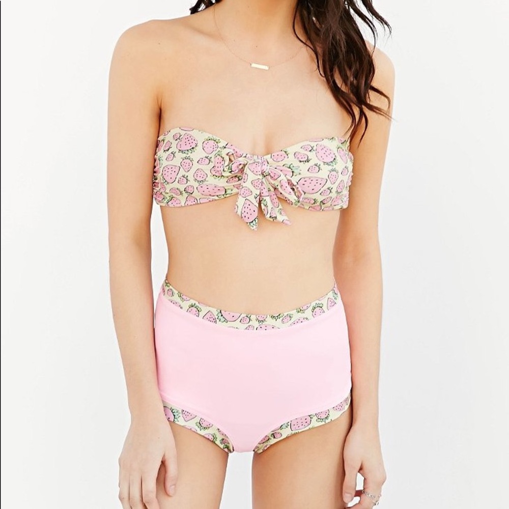 LOLLI Band New Tasty HighWaisted Strawberry Bikini